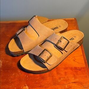 Tan Double Strap Sandals Sandgrens size 40 brand new never worn